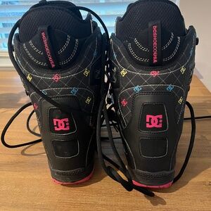 DC Snowboard Boots. Worn once